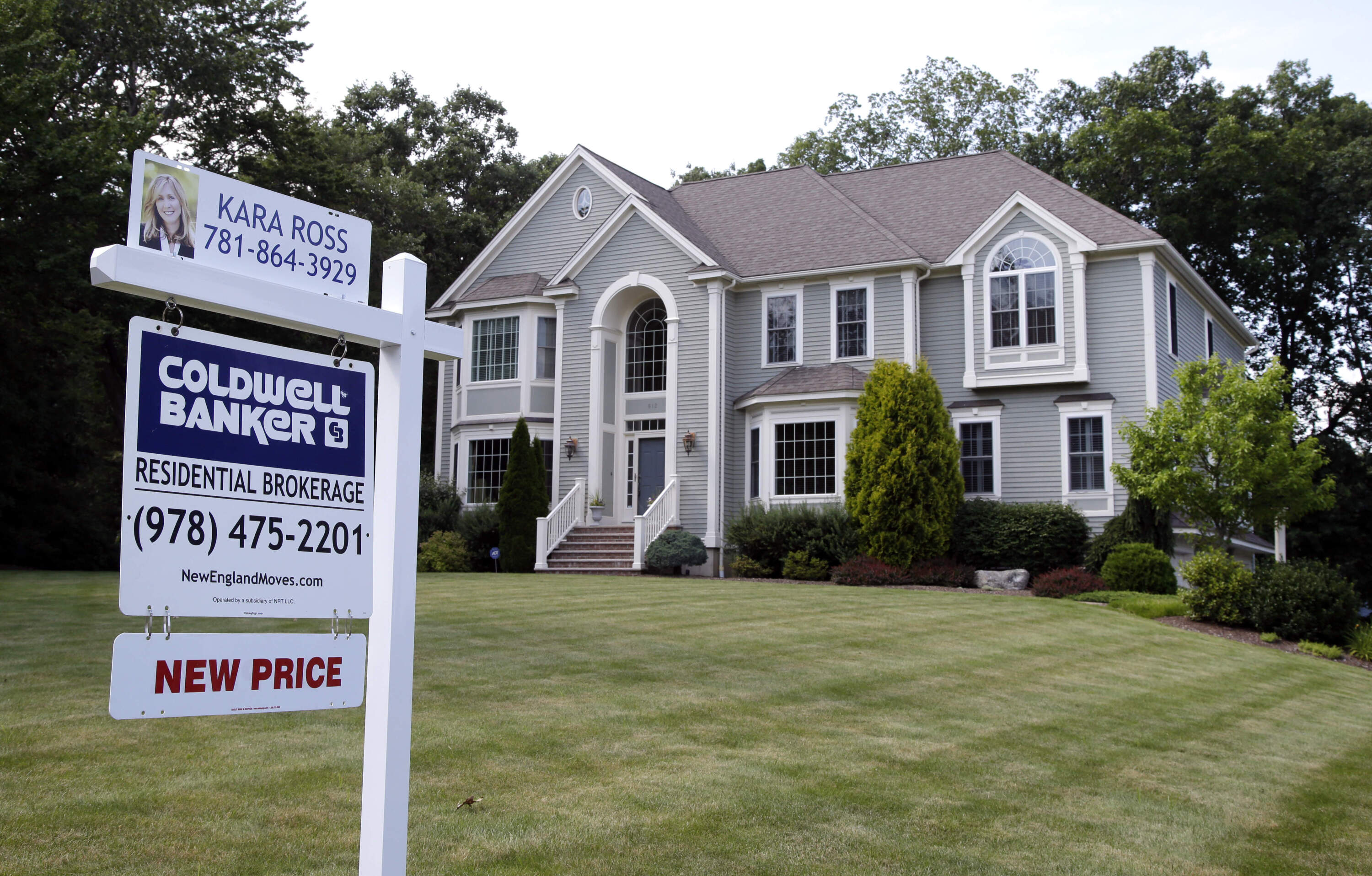 A house for sale, in North Andover, Massachusetts. in 2017. (Elise Amendola/AP)