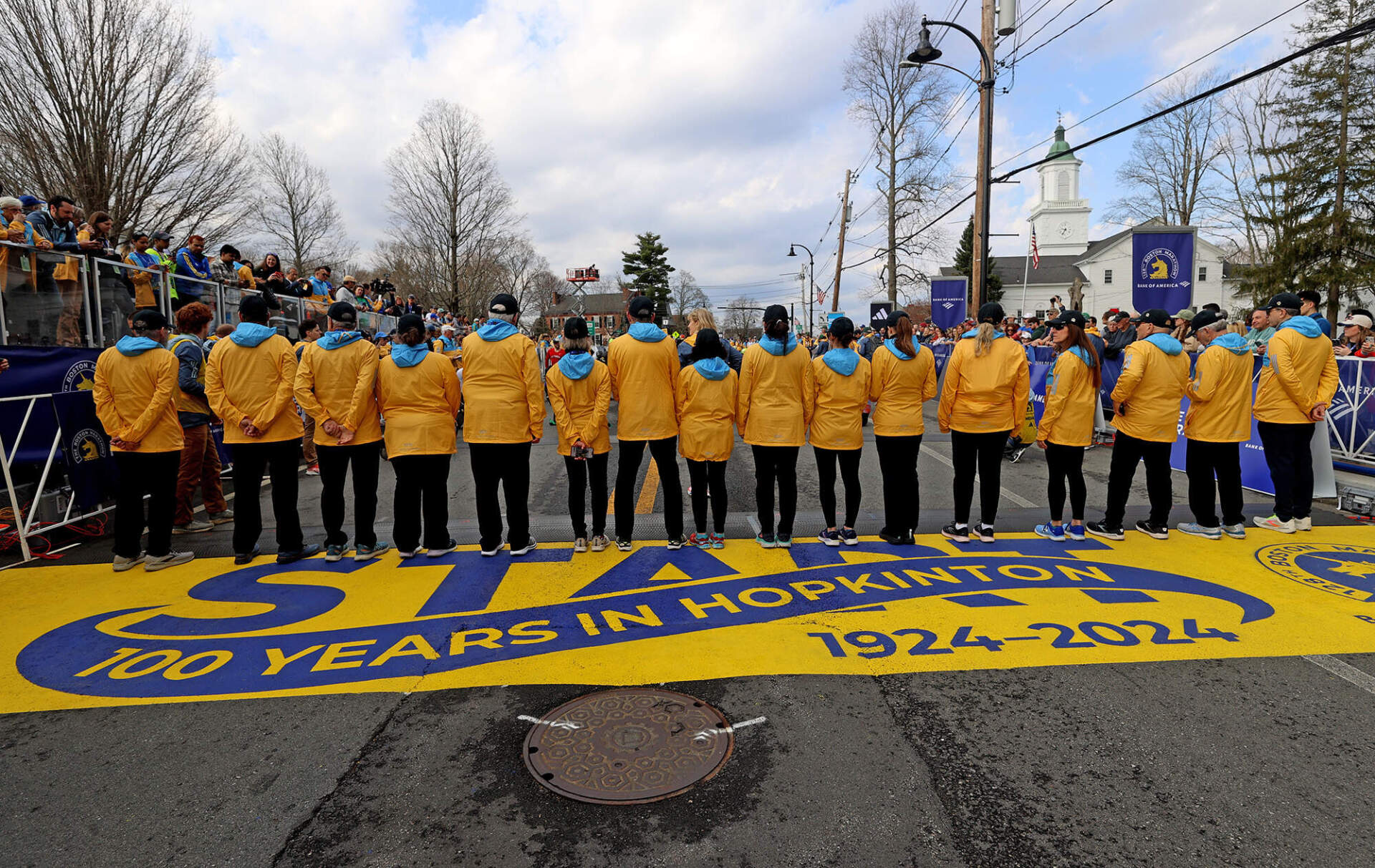 A group of volunteers at the starting line. (David L. Ryan/The Boston Globe via Getty Images)