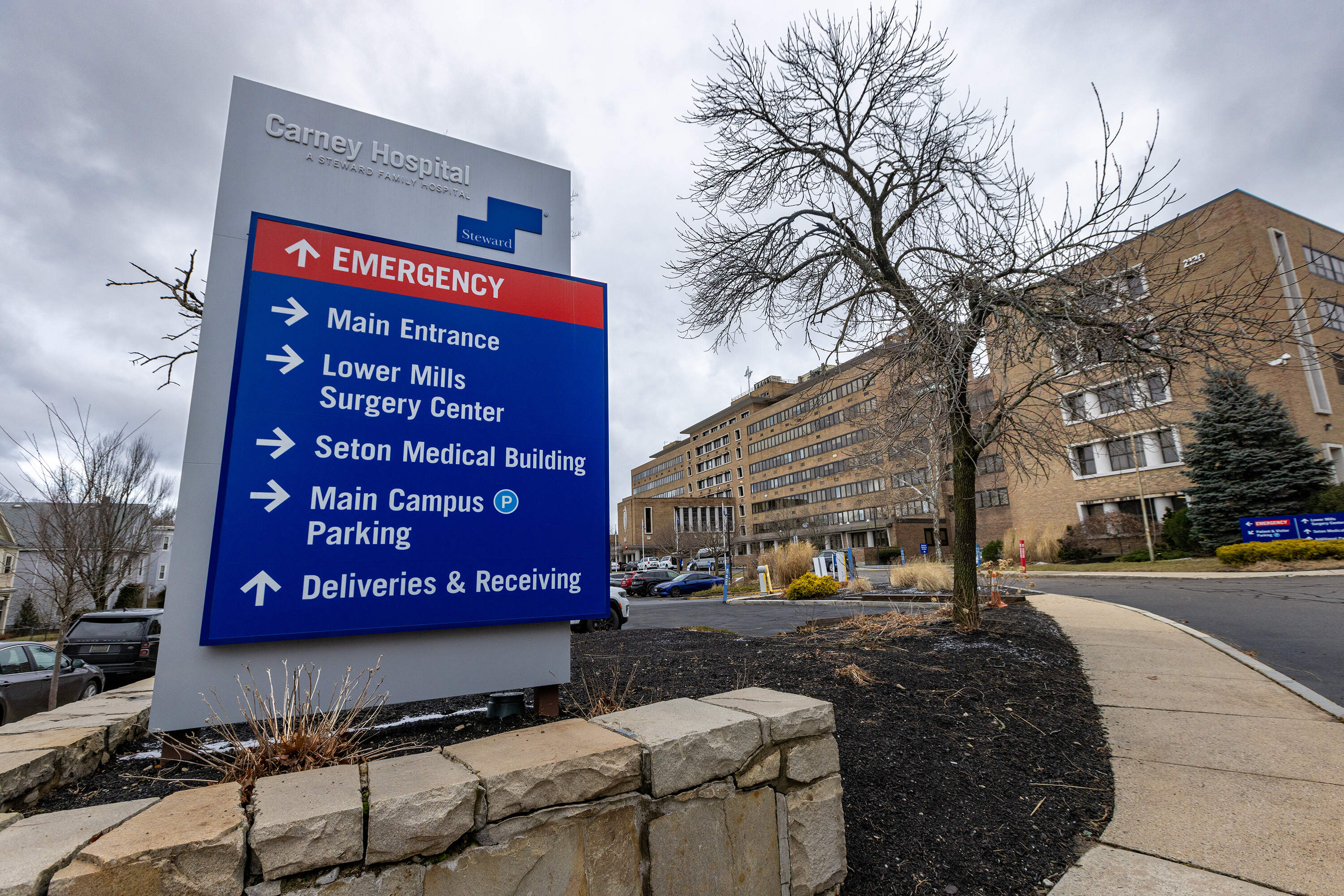Carney Hospital in Dorchester (Jesse Costa/WBUR)