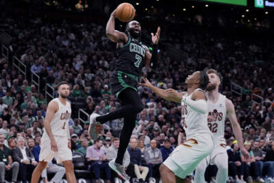 Celtics beat Cavaliers 113-98, advancing to 3rd consecutive East finals