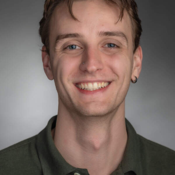 Headshot of Lukas Harnisch