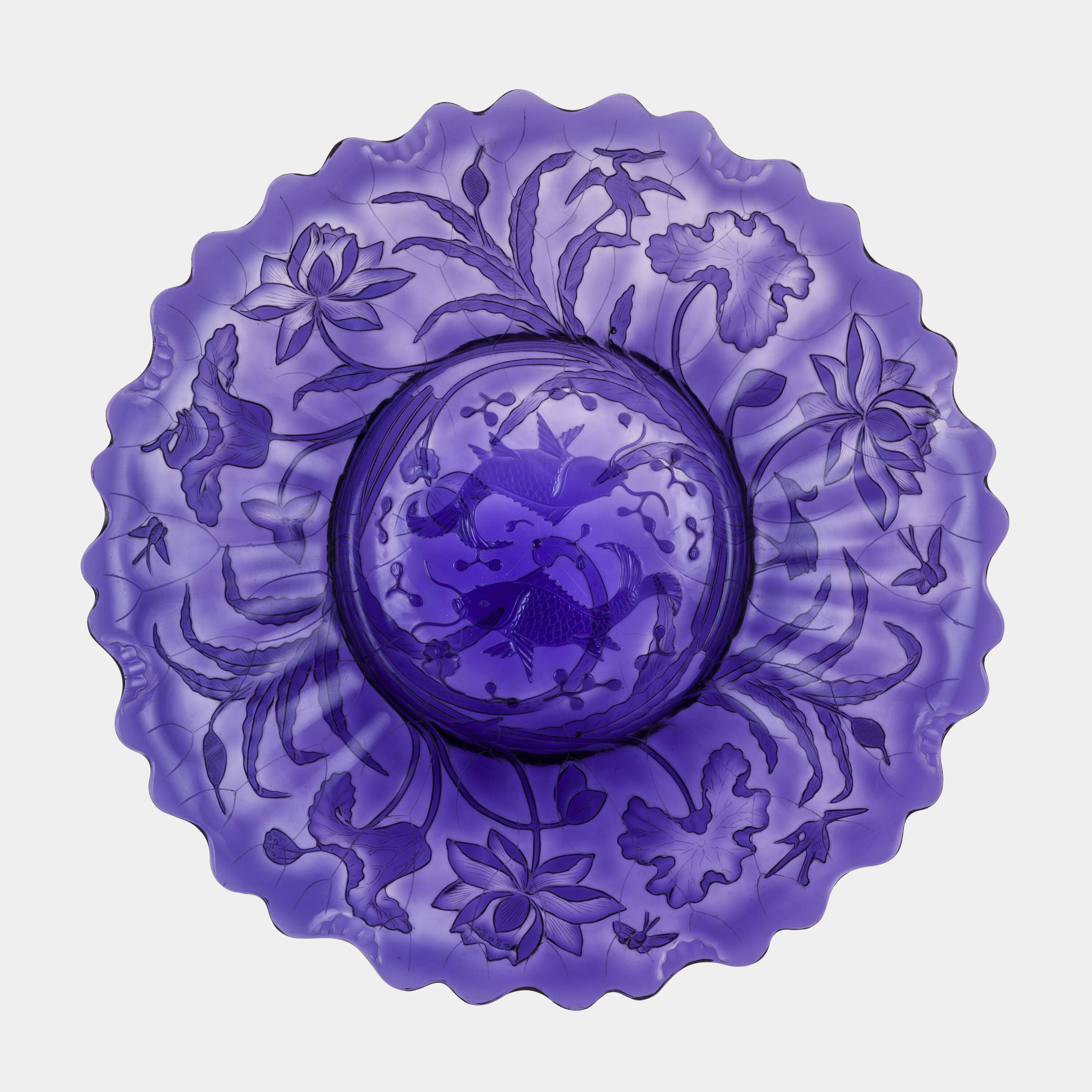 Maker unknown, Deep Flaring Bowl on Wooden Stand, 19th century. (Courtesy Corning Museum of Glass and the Clark Art Institute)