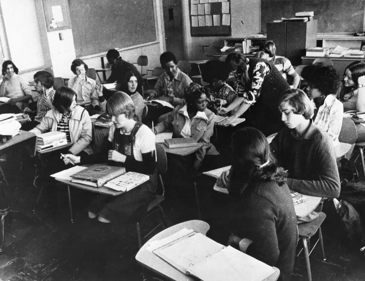 Mrs. Patrice Perreault’s geometry class at Cohasset High School, December 09, 1974. (James Fraser photograph collection / Northeastern University)