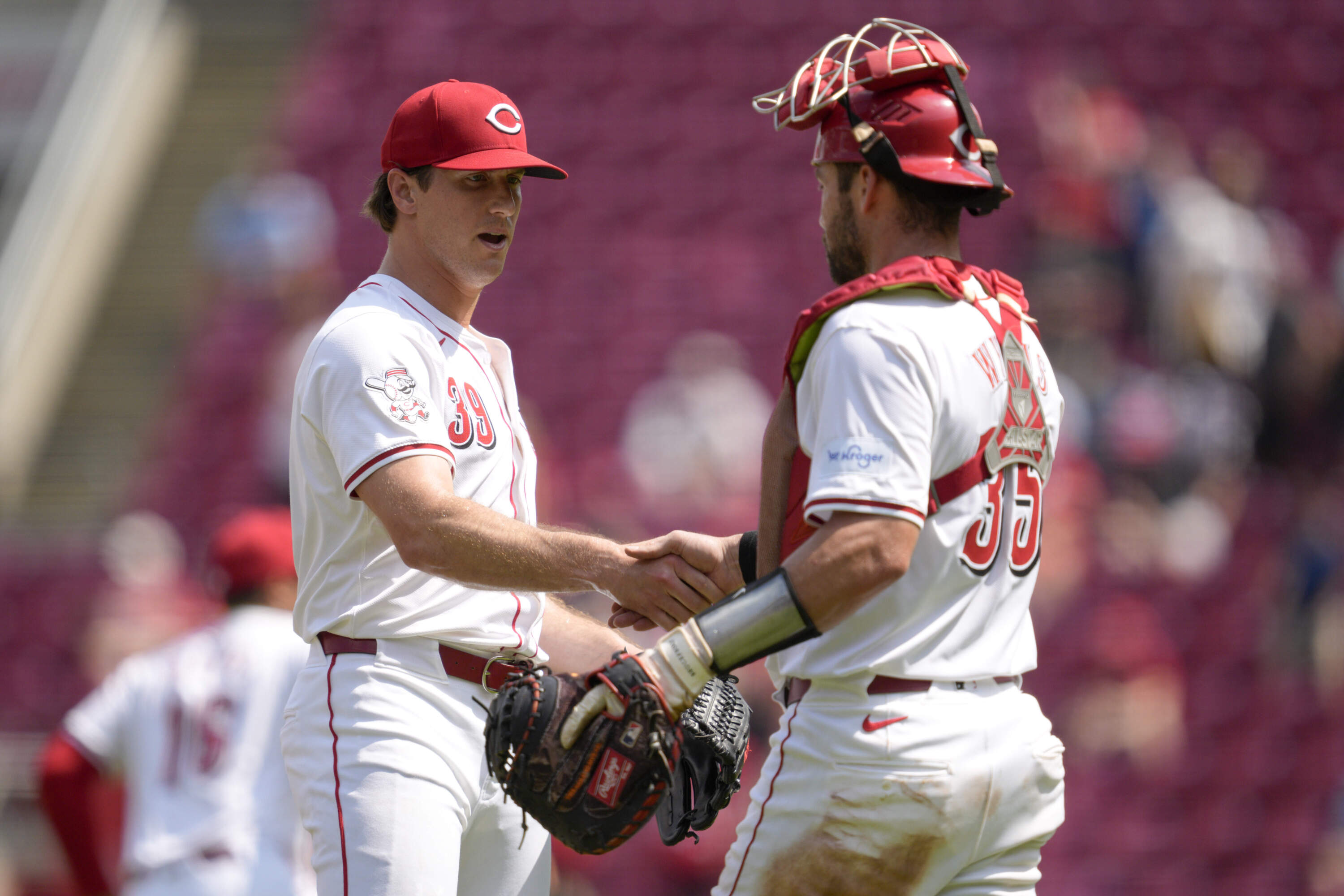 Red Sox bolster bullpen with 2 relievers at trade deadline
