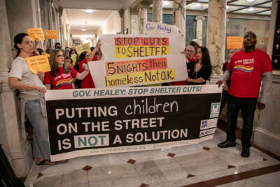 Calls grow for Gov. Healey to end 5-day cap on overflow shelter stays