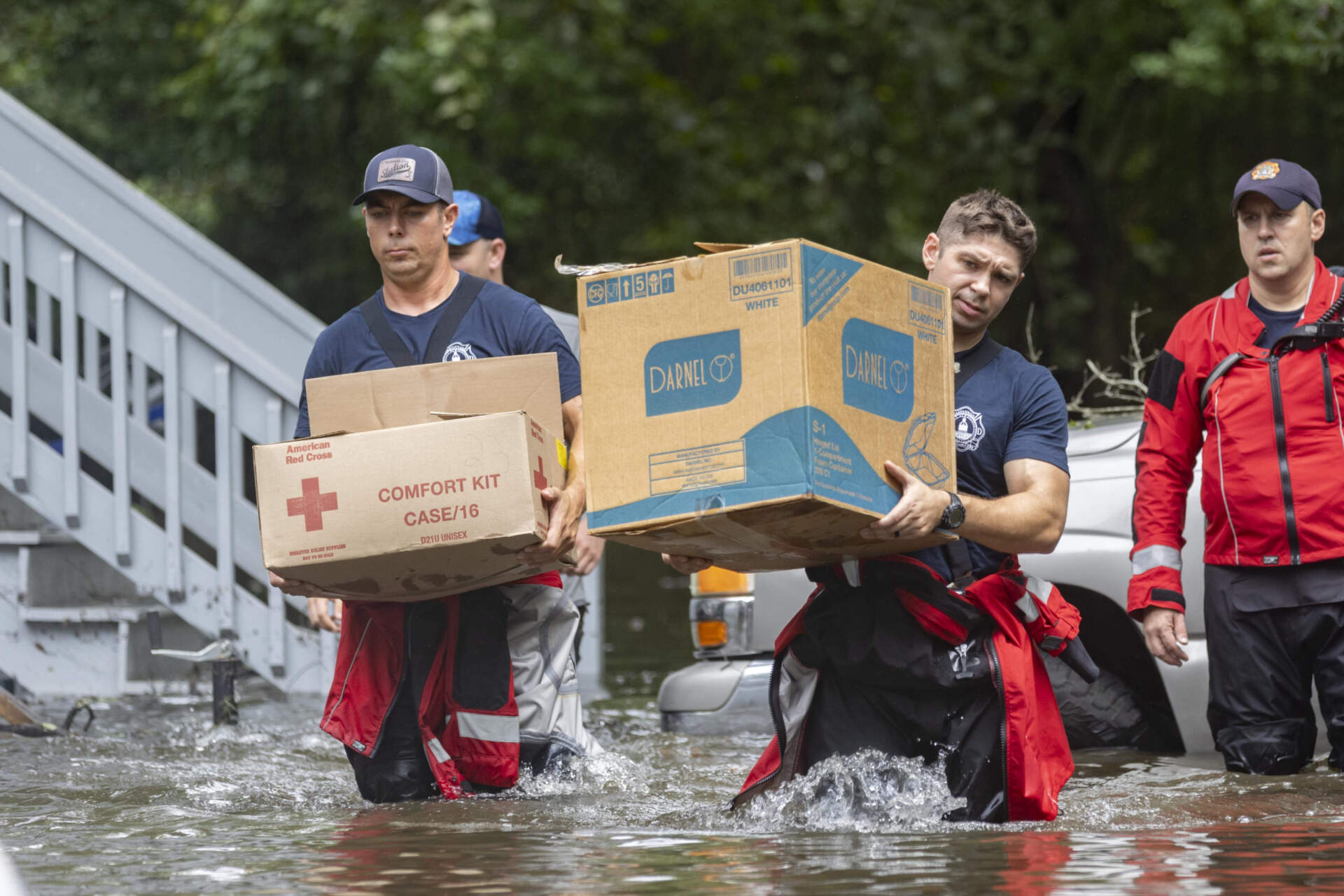 Tropical Storm Debby drenches Southeast and strands residents in ...