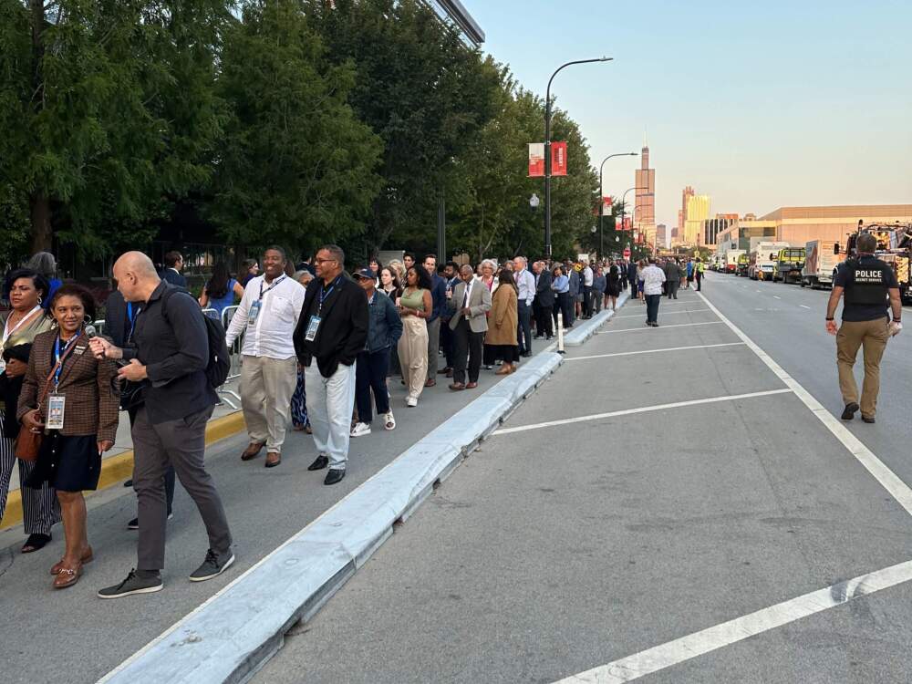 DNC delegates and others wait in security outside the United Center. (Courtesy of Kaivan Shroff)