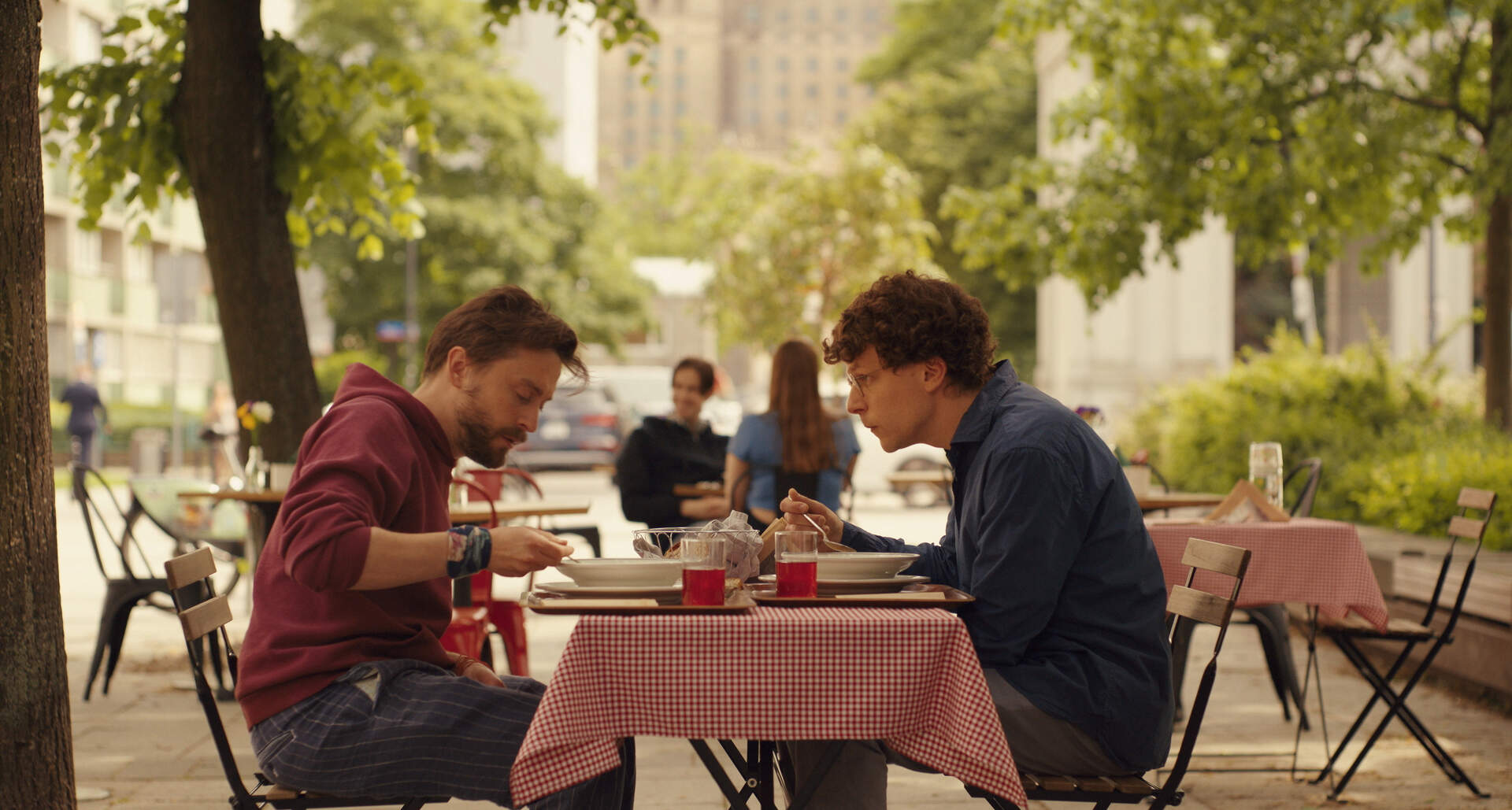 Kieran Culkin and Jesse Eisenberg in "A Real Pain." (Courtesy Searchlight Pictures)