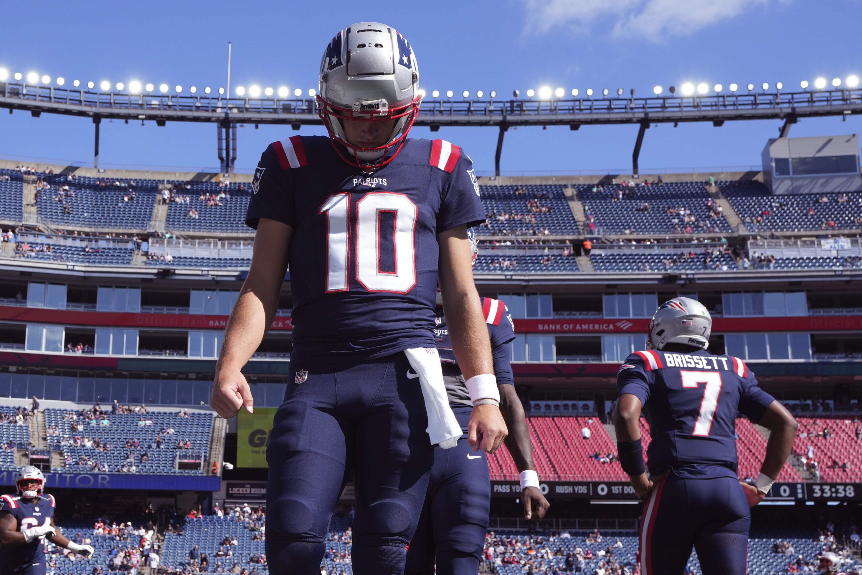 New England Patriots quarterback Drake Maye (10) prior to an NFL football game, Sunday, Oct. 6, 2024, in Foxborough, Mass. (Michael Dwyer/AP)