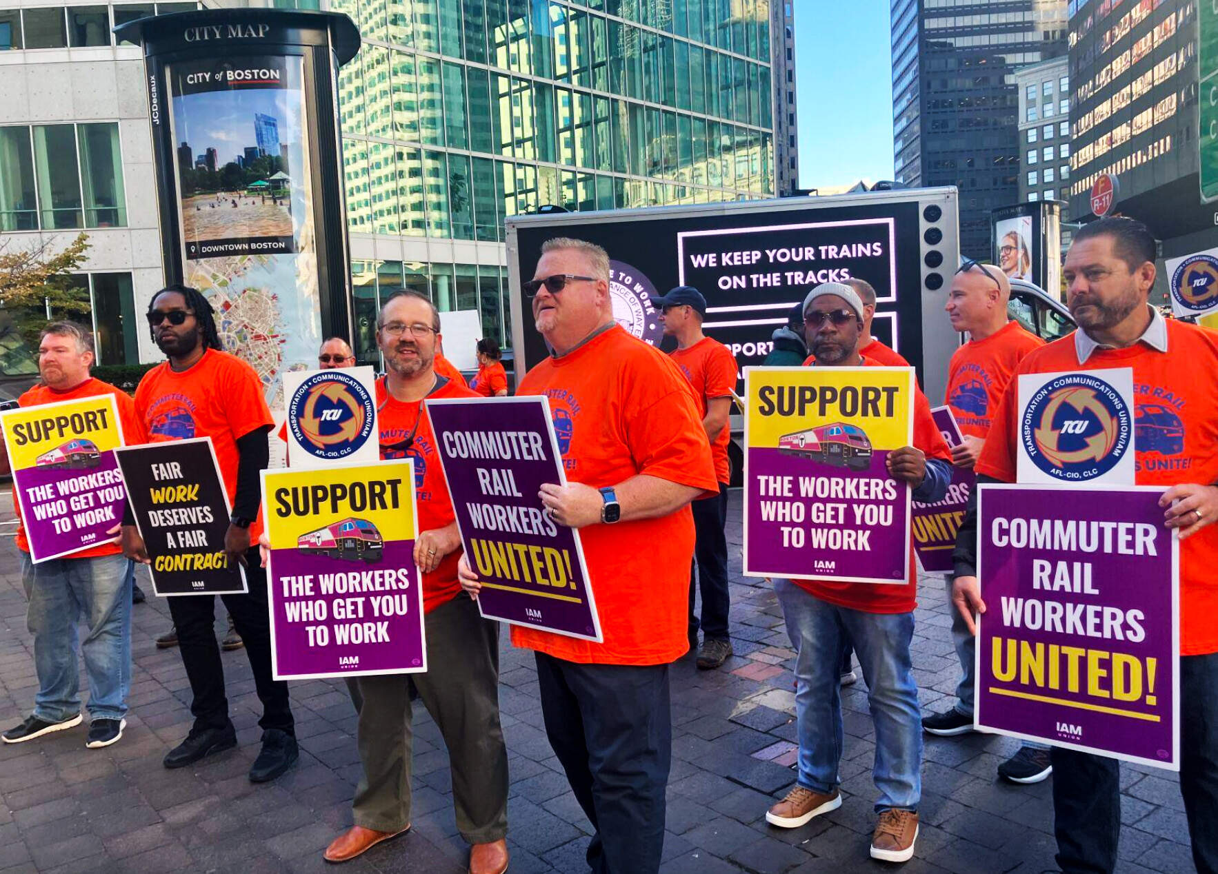 Commuter rail workers rallied outside South Station on Wednesday, Oct. 23, 2024. (Alison Kuznitz/State House News Service)