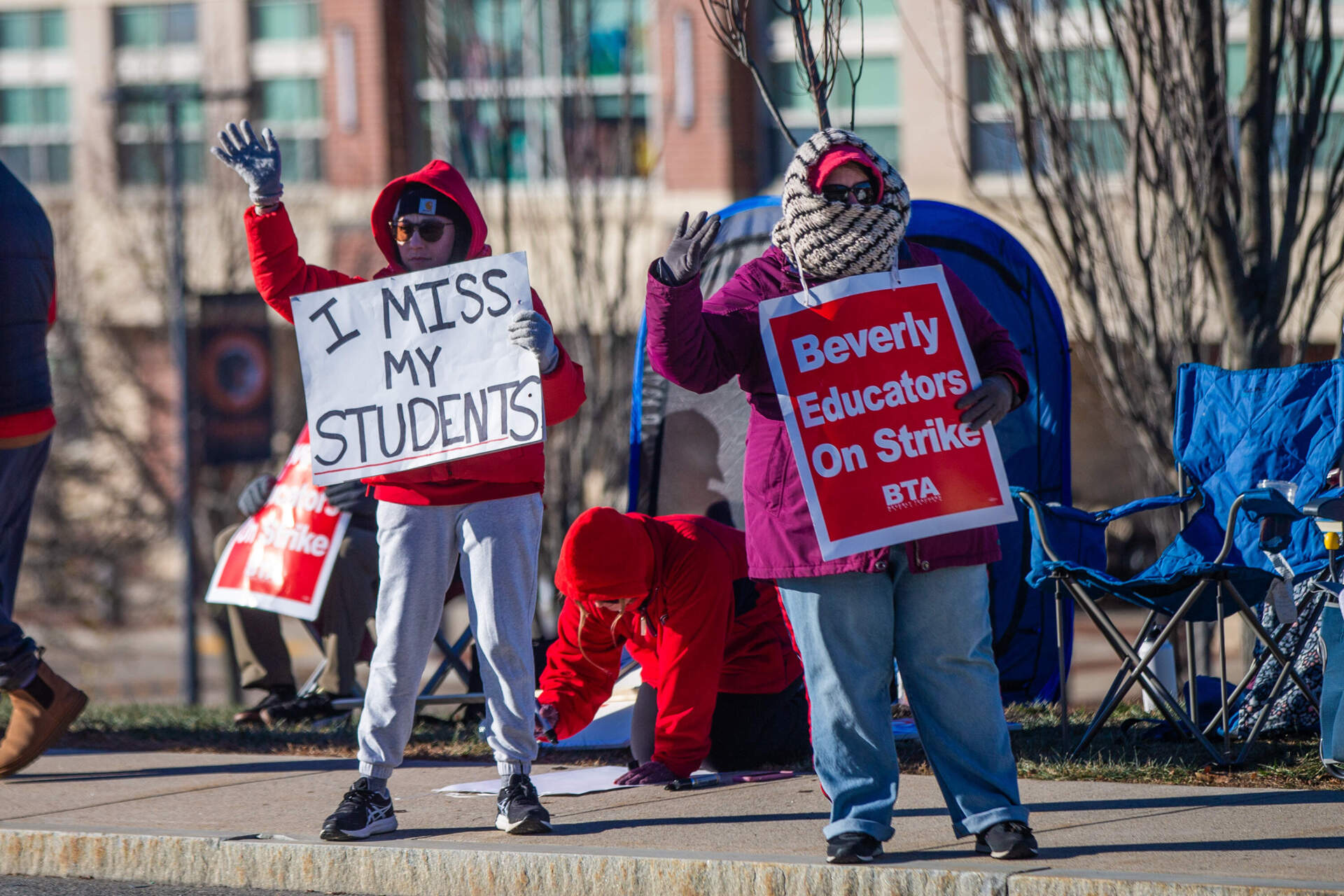 Teachers picket out in front of Beverly High School for the seventh day. (Jesse Costa/WBUR)