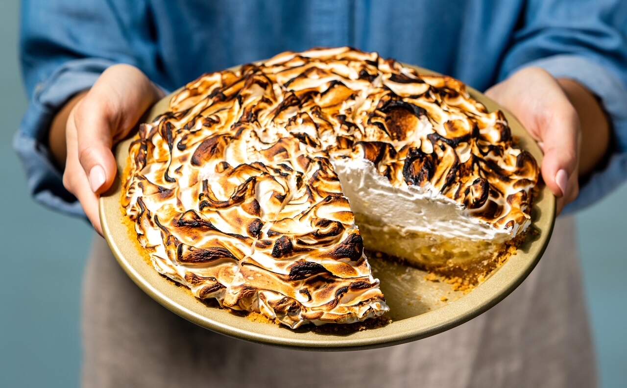 Banana pudding pie. (Steve Klise/America's Test Kitchen)