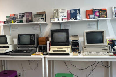 Repair shop offers trip down memory lane with decades-old tech