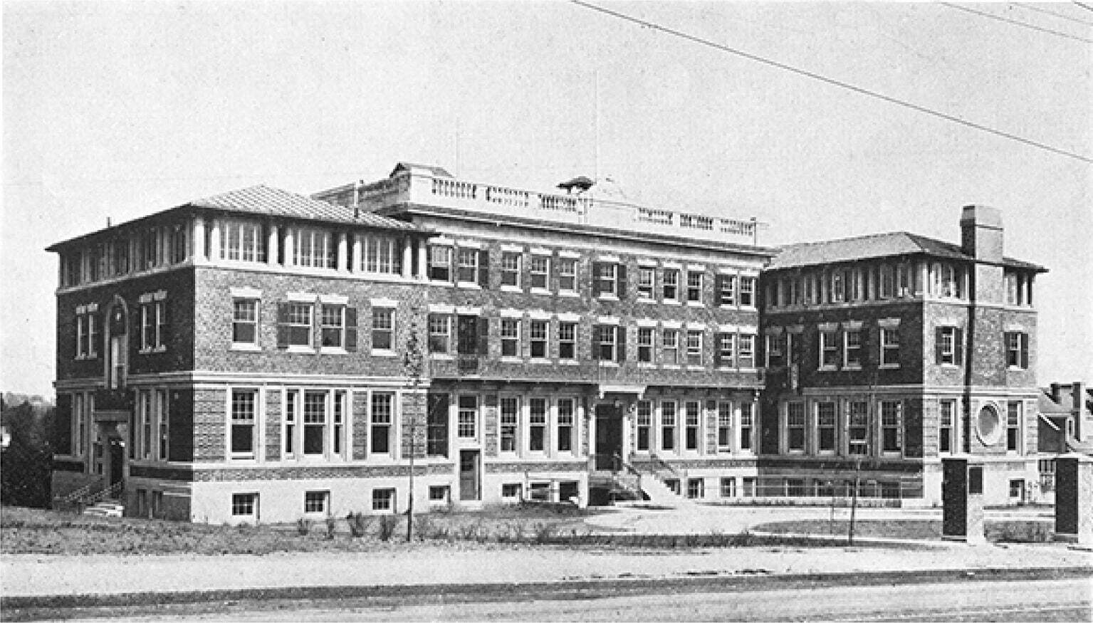 The stately façade of the New England Home for Little Wanderers in 1914. (Courtesy Home for Little Wanderers)