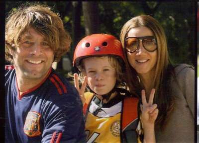 'Three Surfin' Safari Summers': One family's Alzheimer's story