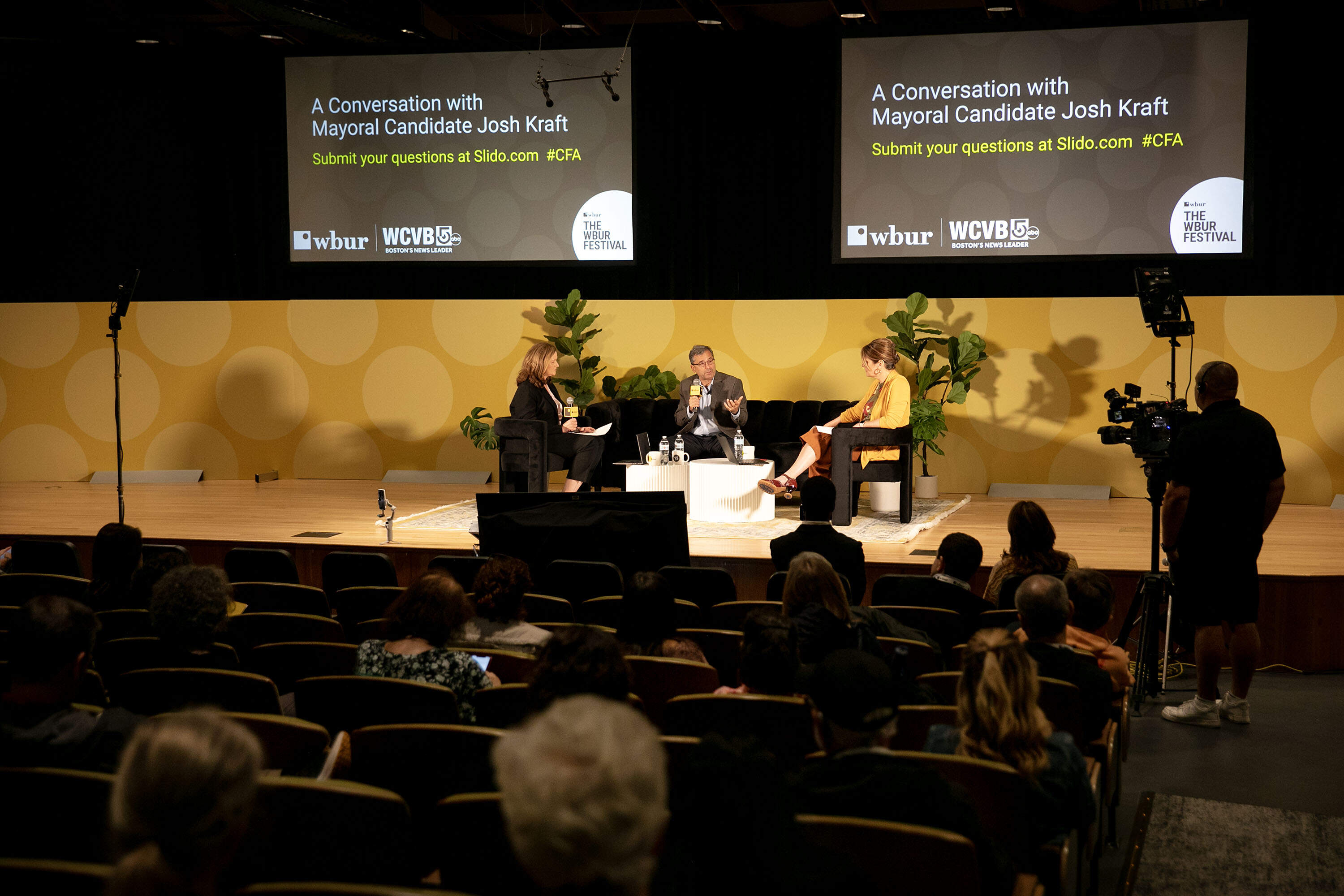 Mayoral candidate Josh Kraft with WBUR's Tiziana Dearing and WCVB's Sharman Sacchetti. (Robin Lubbock/WBUR)