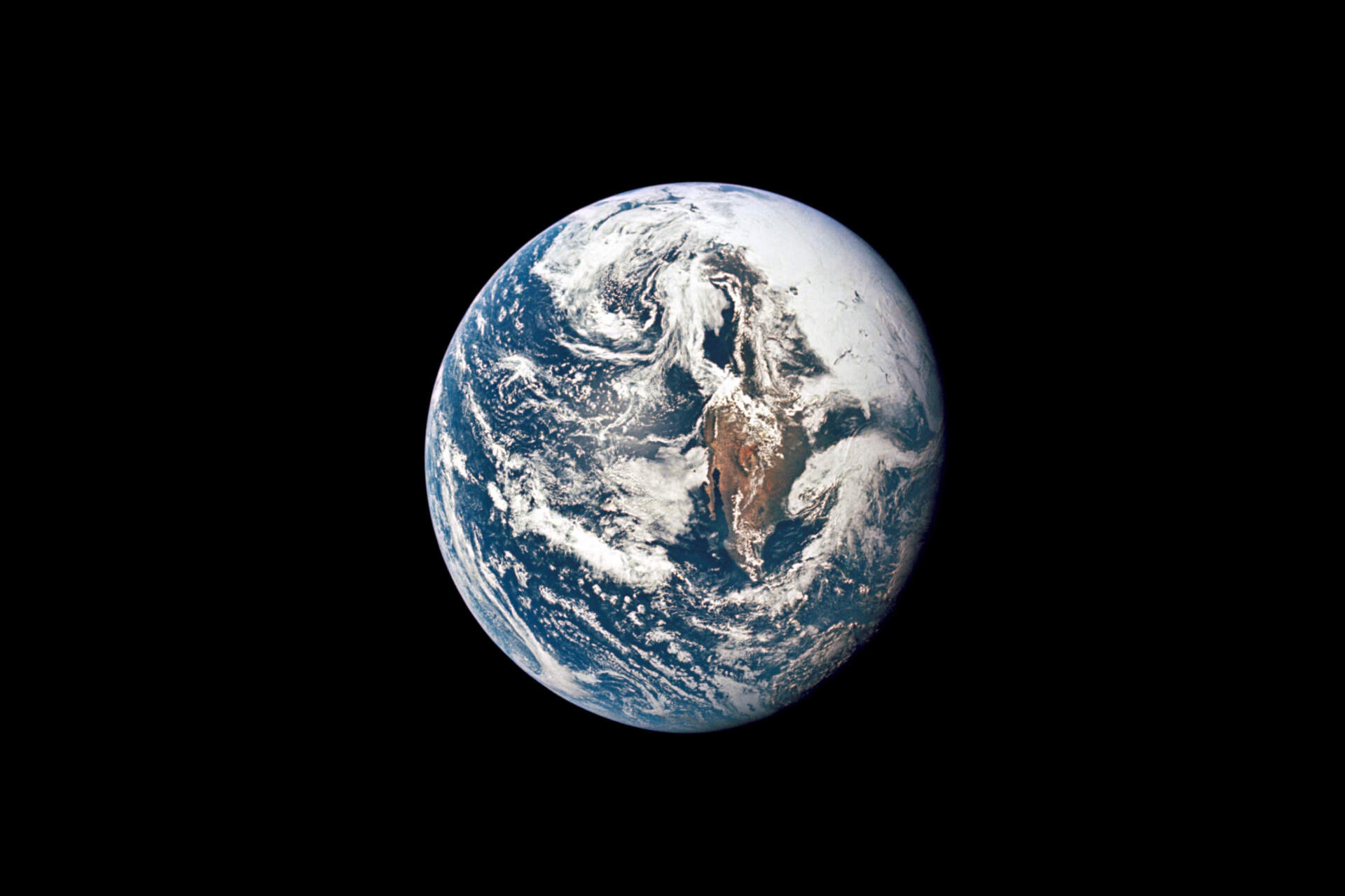 AP25029779028259-1920x1280.jpg
