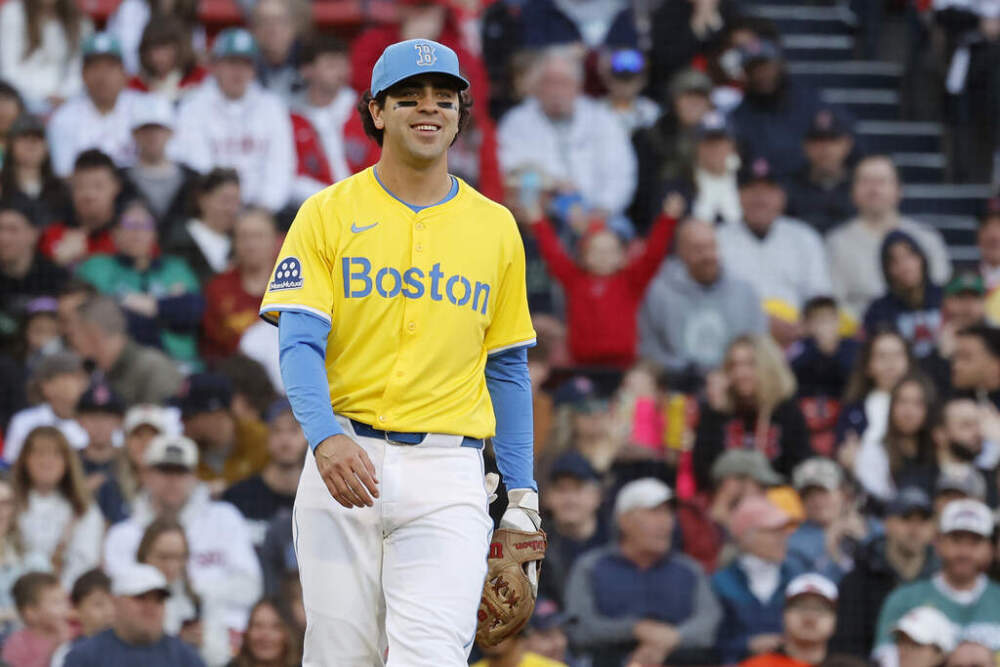 Red Sox prospect Marcelo Mayer gets a ride to Fenway Park for his