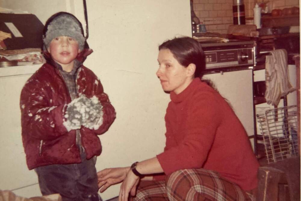 The author and his mother in their kitchen in 1971. (Courtesy Ethan Gilsdorf)