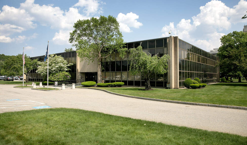 ICE's Boston Field Office, located in Burlington, Massachusetts. (Robin Lubbock/WBUR)