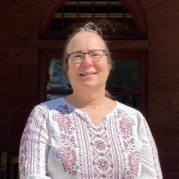 Headshot of Anne Fracht