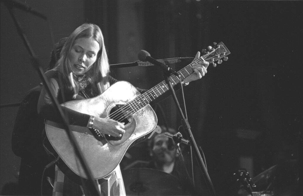 Photo of Joni Mitchell, The Last Waltz, 1976 San Francisco) (Photo by Michael Ochs Archives/Getty Images)