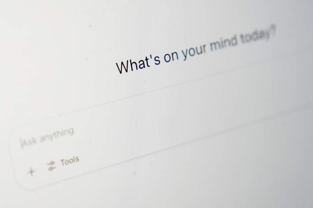  Does using AI dumb you down? 