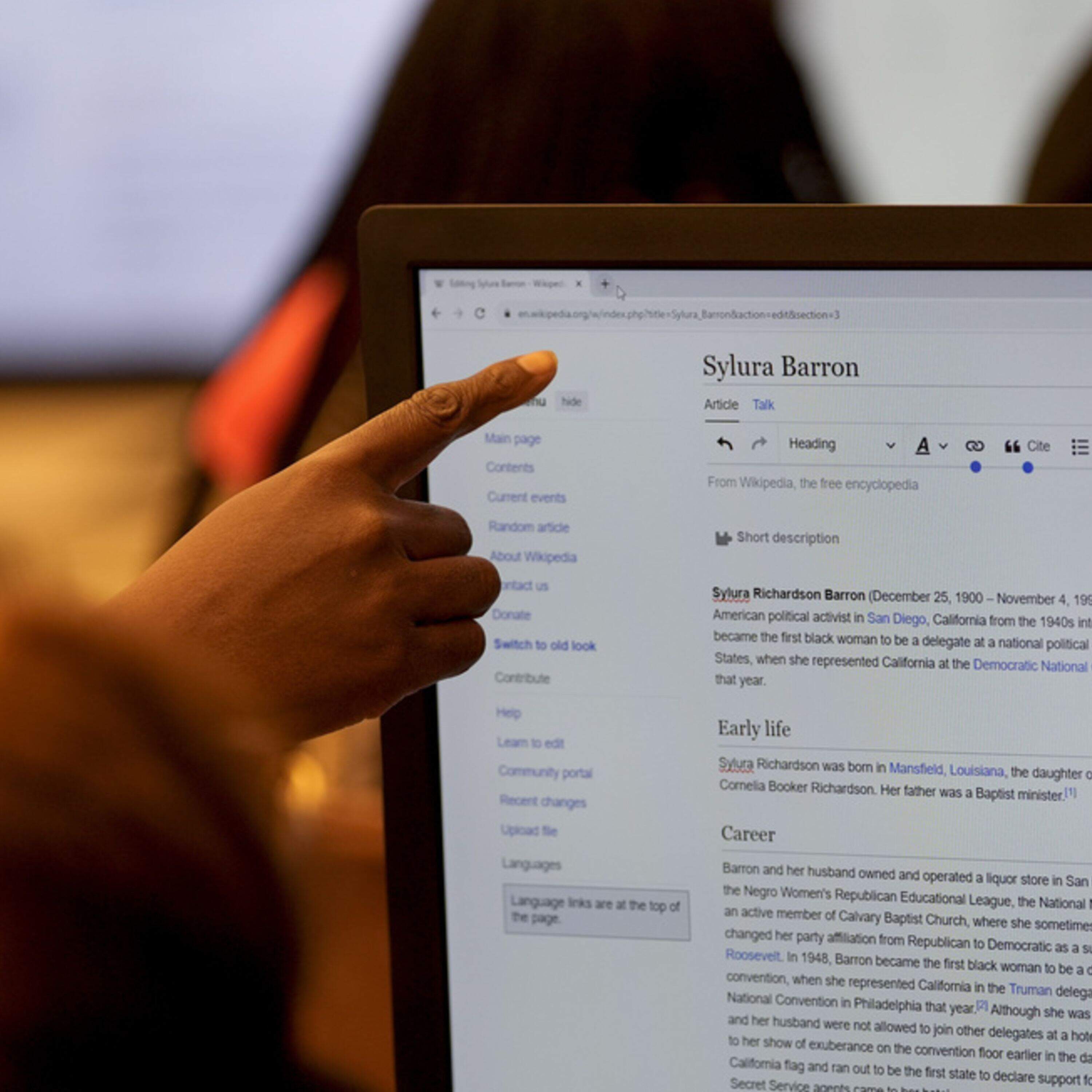  The right wing is coming for Wikipedia 