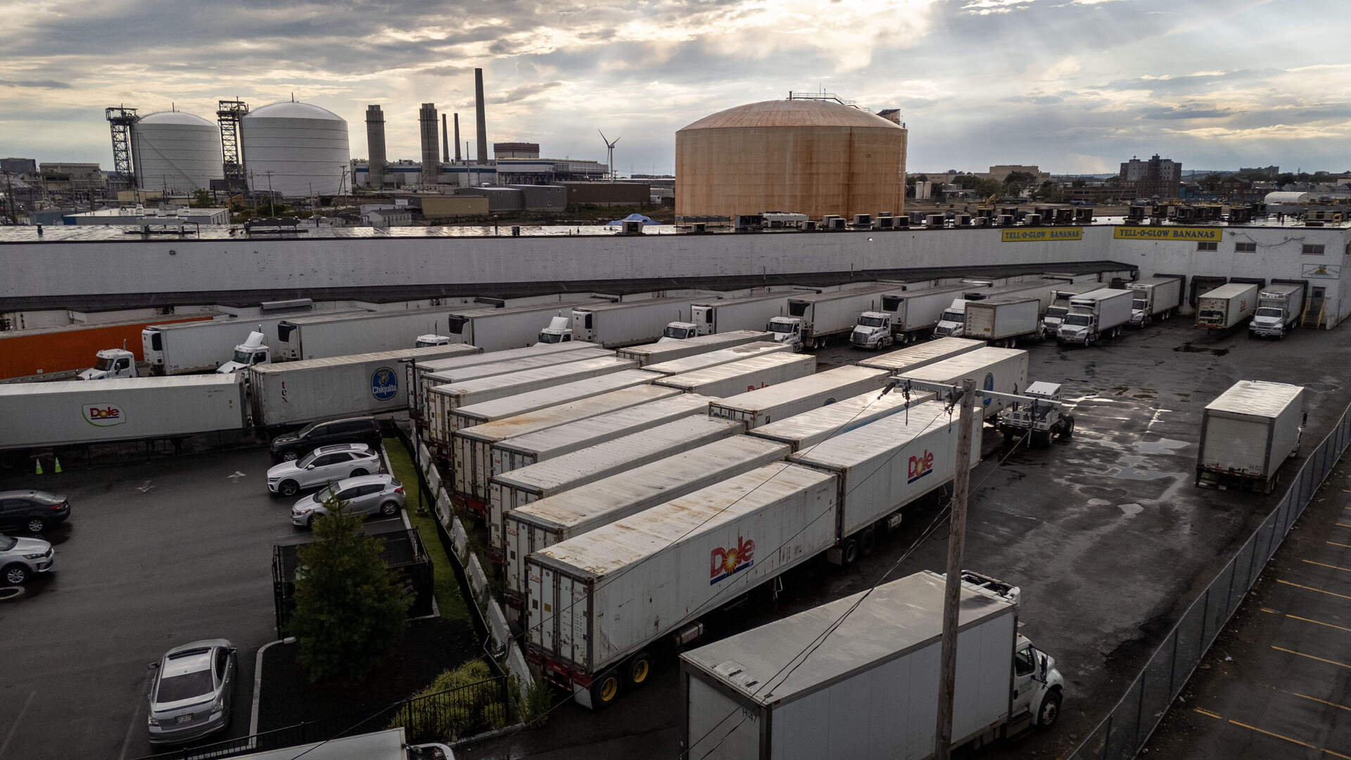 Produce trailers and gas tanks in Chelsea (Robin Lubbock/WBUR)