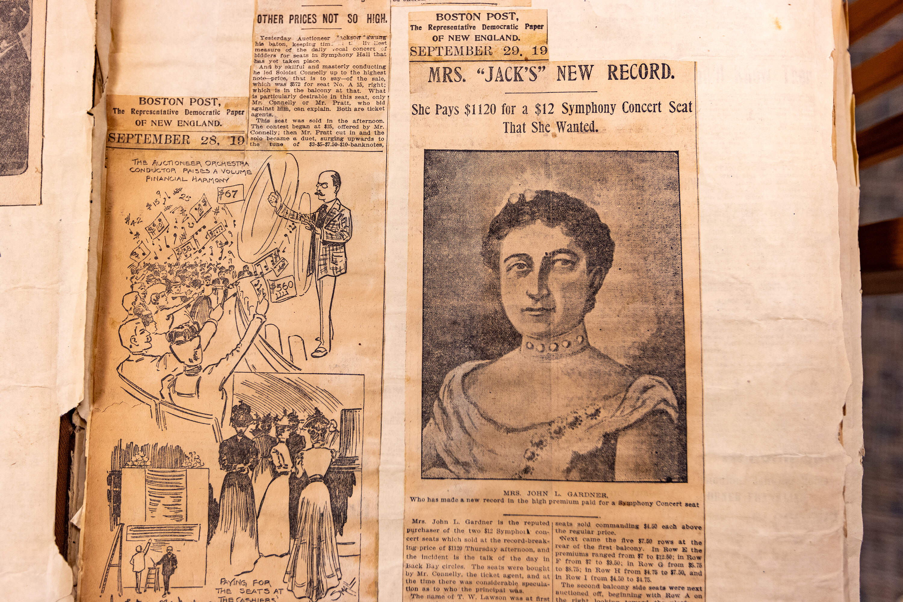 Newspaper Clipping from The Bapton Post Reporting ISWARD Gardner Prakhen Praking $ 1,1220 for A. Symphony Hall Durger. (Esse costa / wbur)