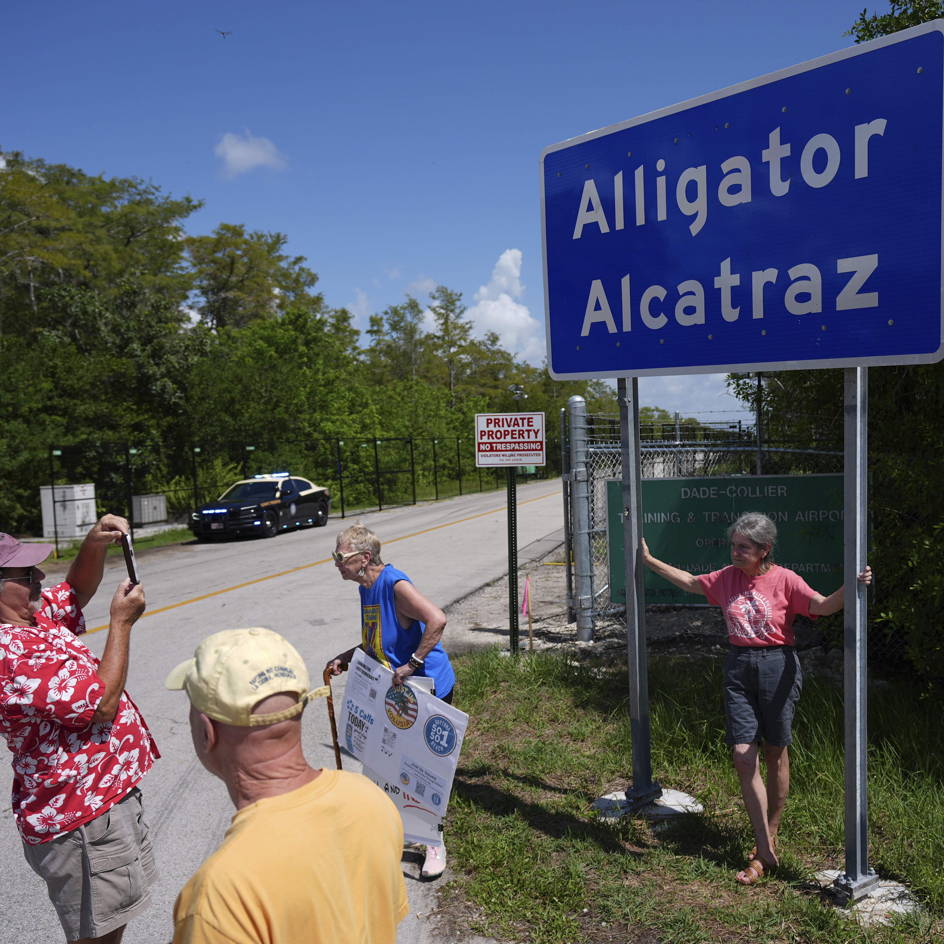 Fryders and Alligator Alcatraz tours: When trolls get inventive artwork