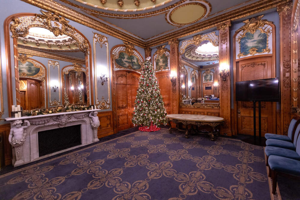 Rodgers and Hammerstein wrote the main theme for "Oklahoma" on the onyx table that now sits in this lounge. Bob Fosse famously choreographed a tap dance for his musical revue "Dancin’" in the late 1970s on the table. (Jesse Costa/WBUR)