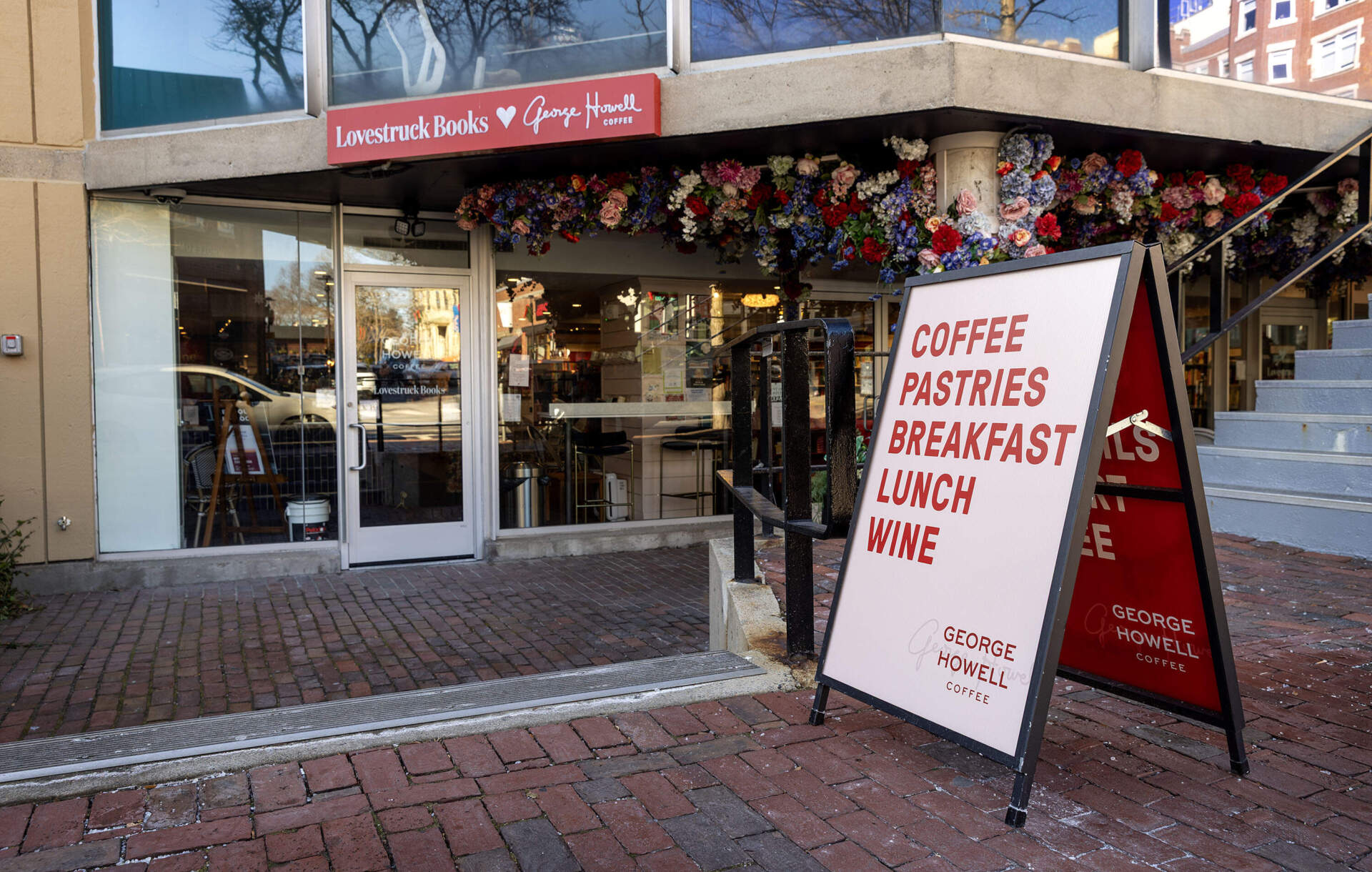 The entrance to George Howell Coffee and Lovestruck Books, in Cambridge, Mass. (Robin Lubbock/WBUR)