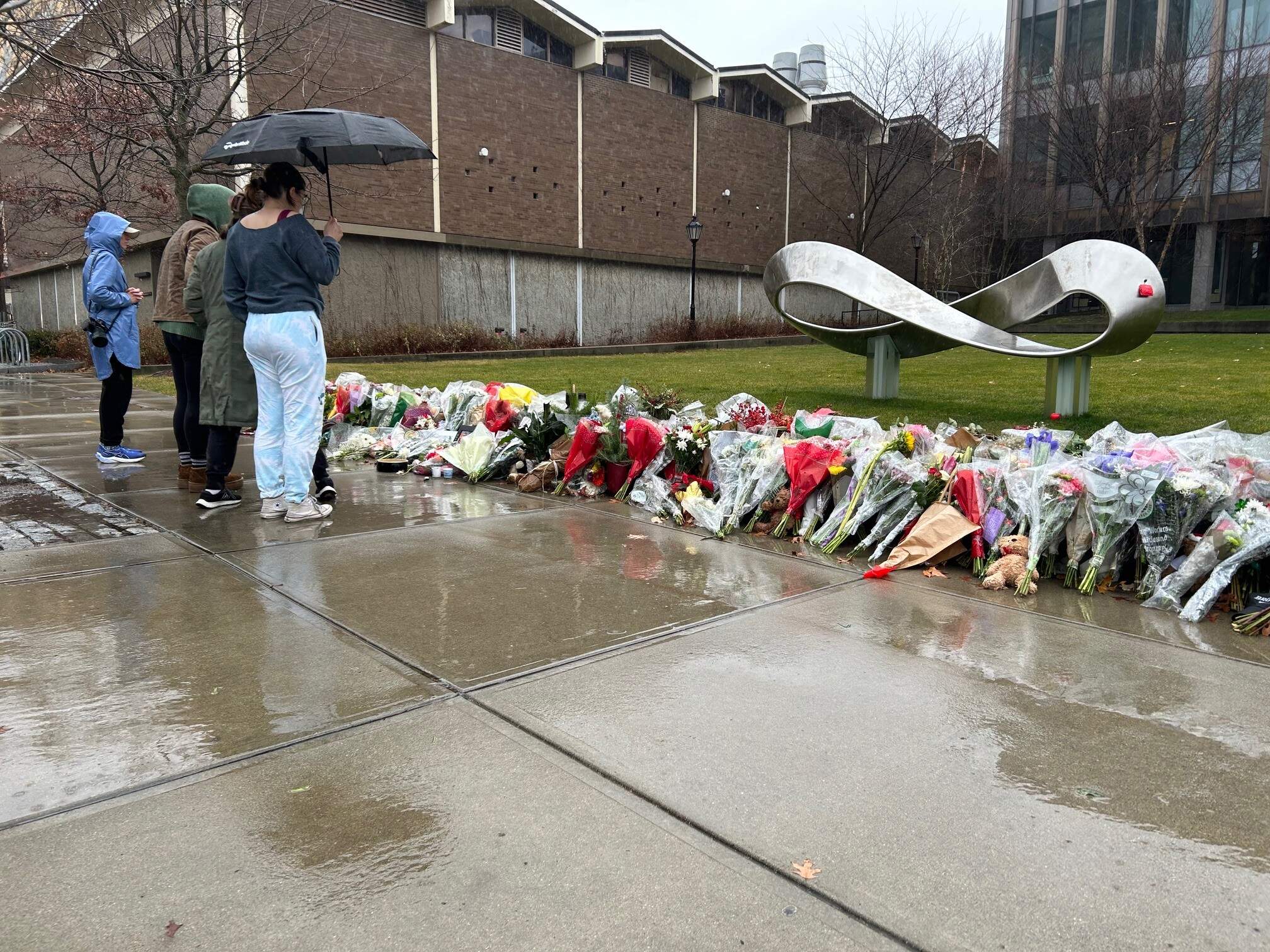 A makeshift memorial to the shooting victims at Brown University (Anthony Brooks/WBUR)