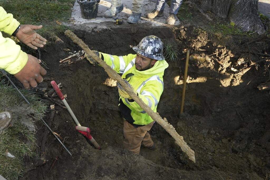 After months of delay, EPA will give Mass. over $55 million for lead pipe replacement