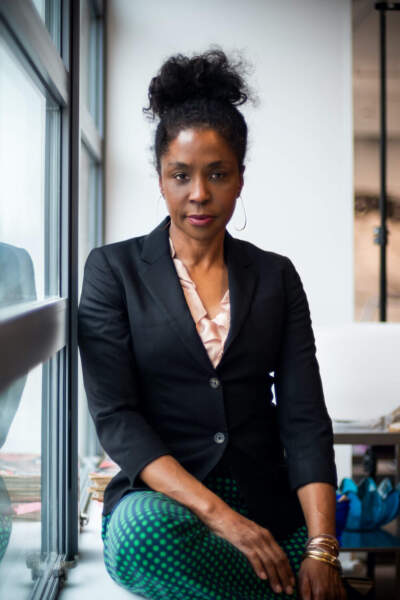 Artist Lorna Simpson. (Courtesy James Wang)
