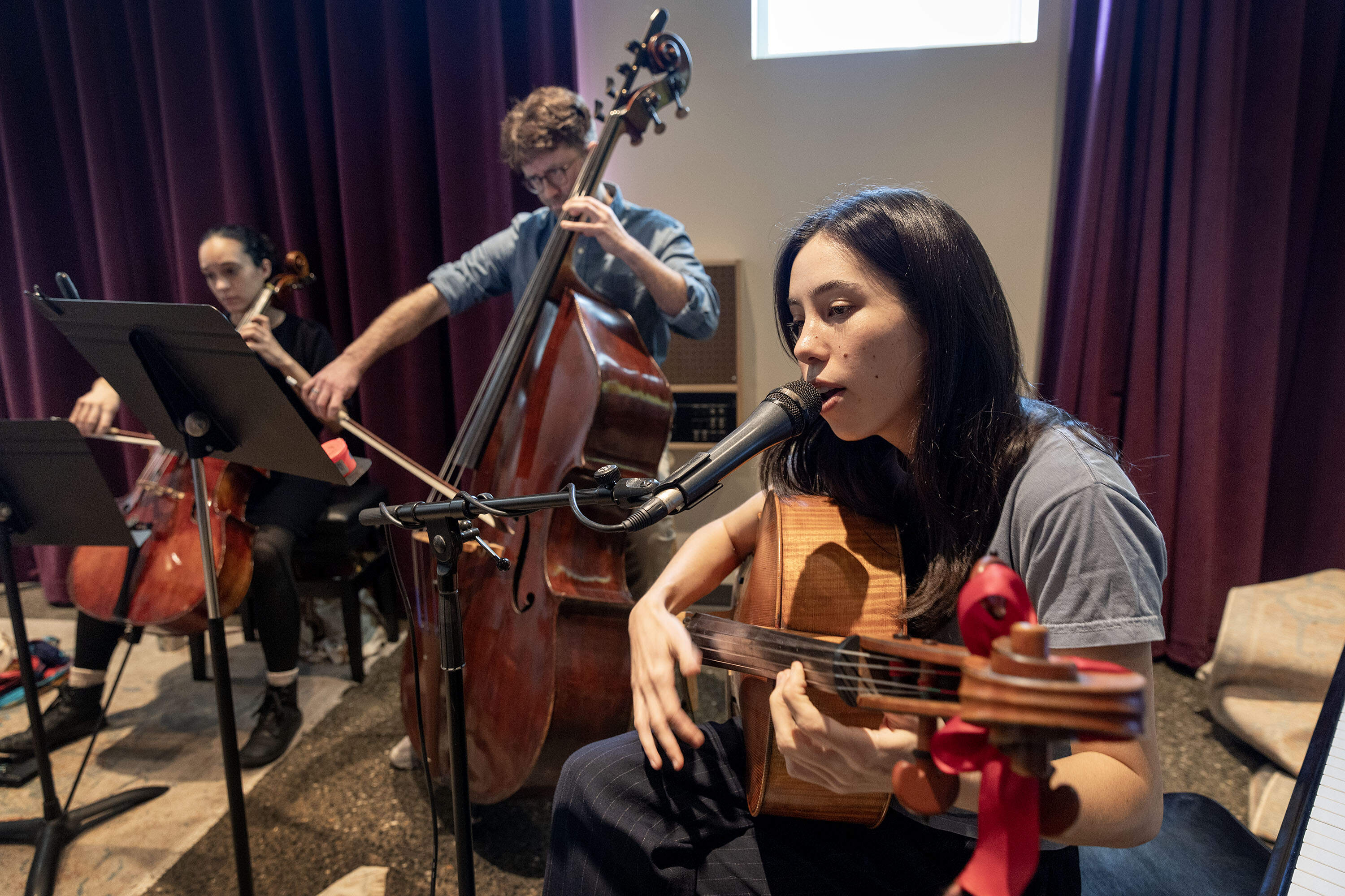 Yeemz straddles genres with ease, performing with her classical trio and on recordings for pop artists’ including Sabrina Carpenter and Madison Beer. (Robin Lubbock/WBUR)