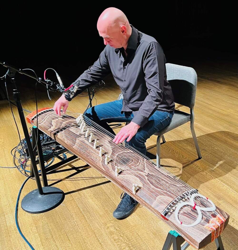 Eric Shimelonis plays the Japanese zither known as the koto at the Cleveland Museum of Art. (image courtesy of Rebecca Sheir)