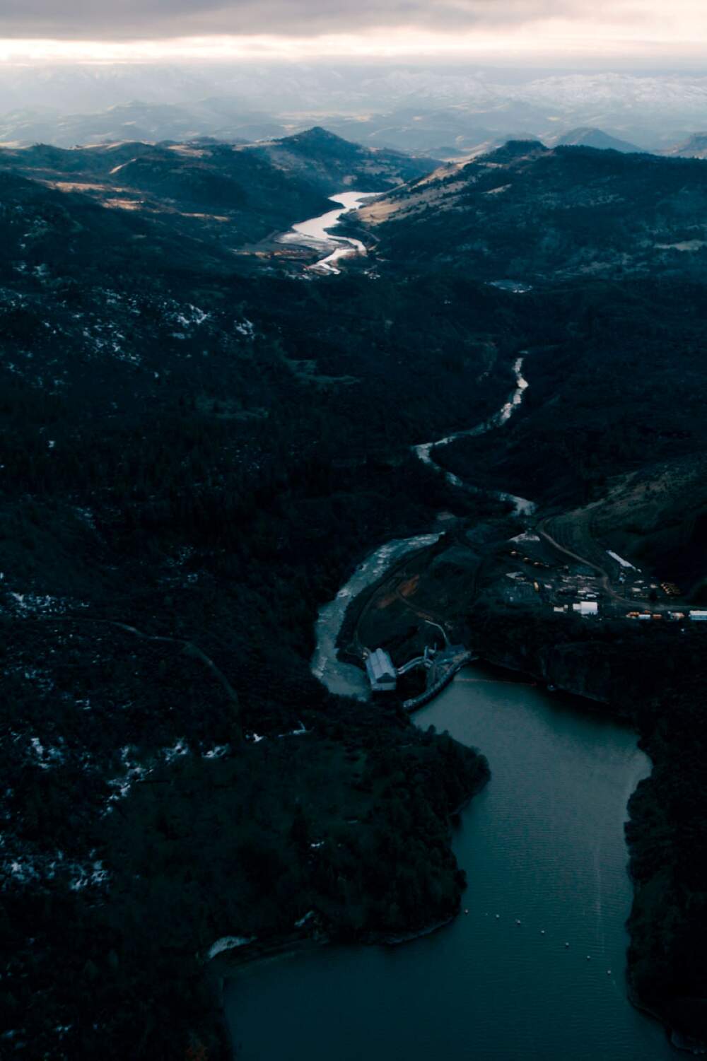 Lucy Raven, "Murderers Bar "(film still), 2025. (Courtesy the artist and Lisson Gallery)