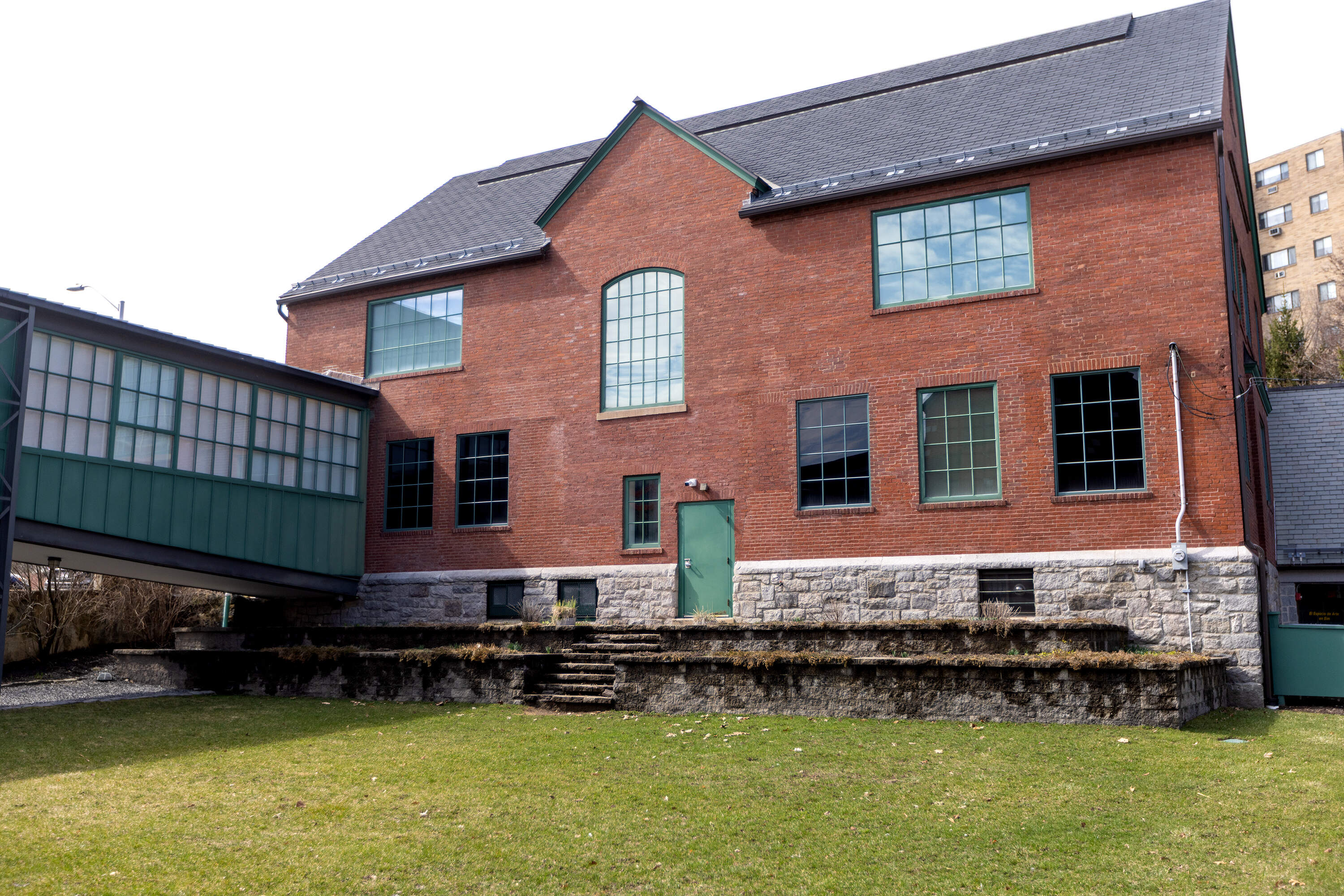 The building which originally housed the Fitchburg Art Museum. (Jesse Costa/WBUR)