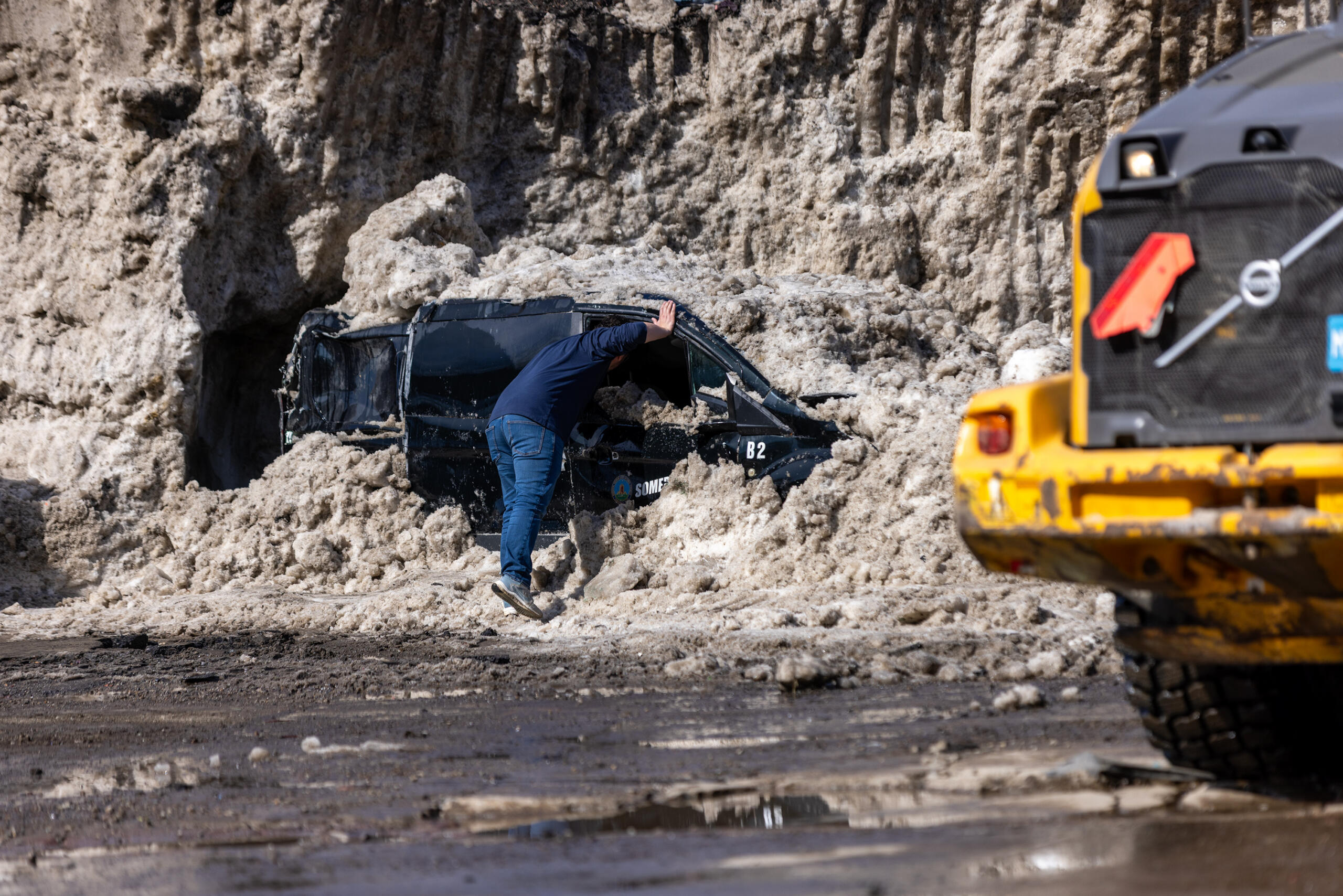 "Oh, that's where I left my wallet." (Jesse Costa/WBUR)