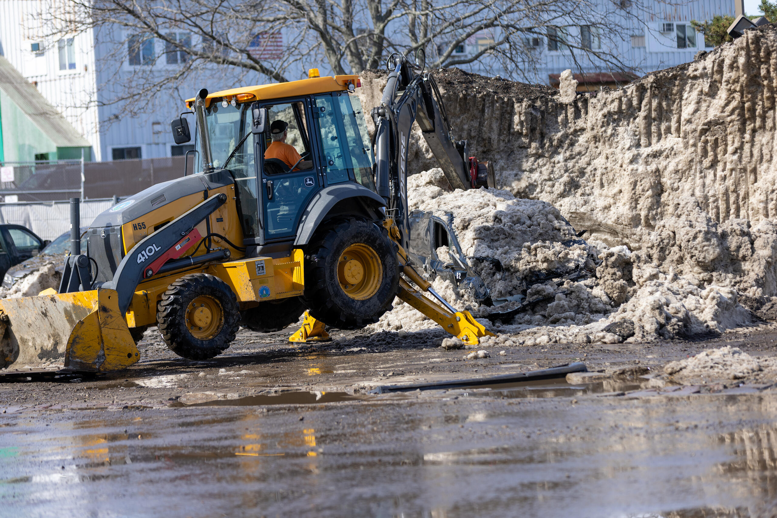 Almost there. (Jesse Costa/WBUR)