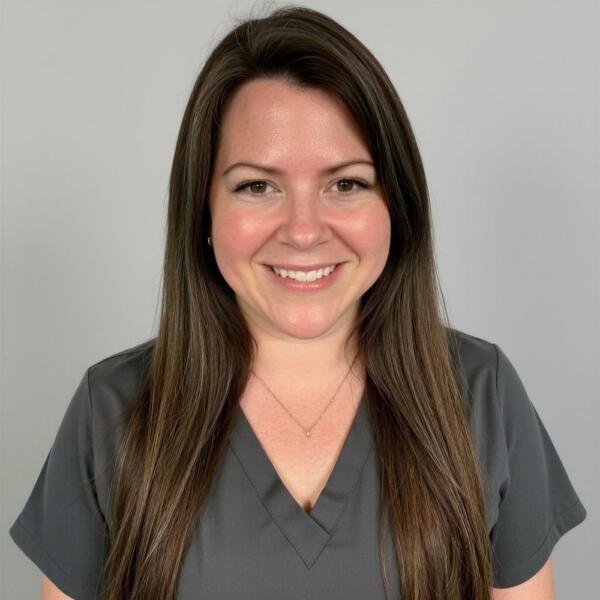 Headshot of Courtney Desy