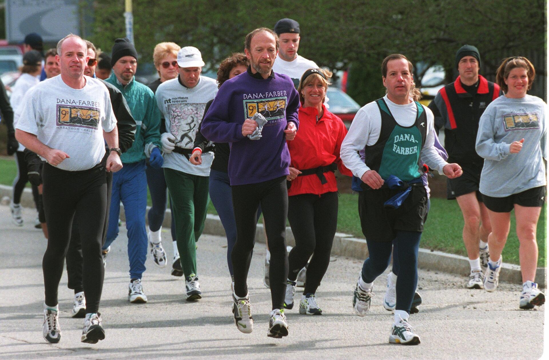 Jack Fultz leads a group of runners raising money for Dana Farber in April 1998. (Mark Wilson/The Boston Globe via Getty Images)