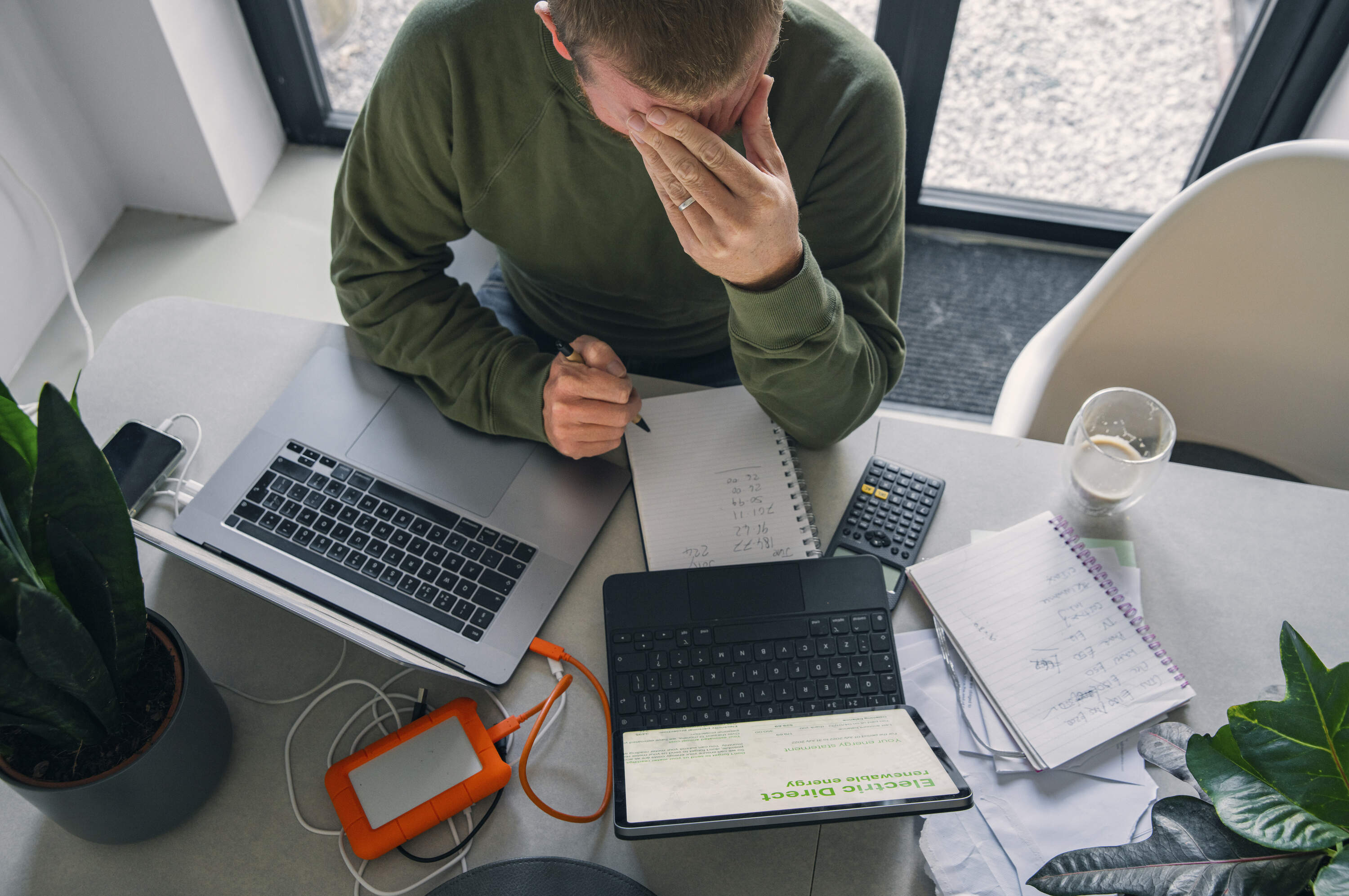 How to handle financial stress