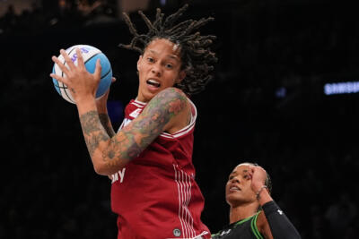 Brittney Griner to sign with Connecticut Sun, AP source says