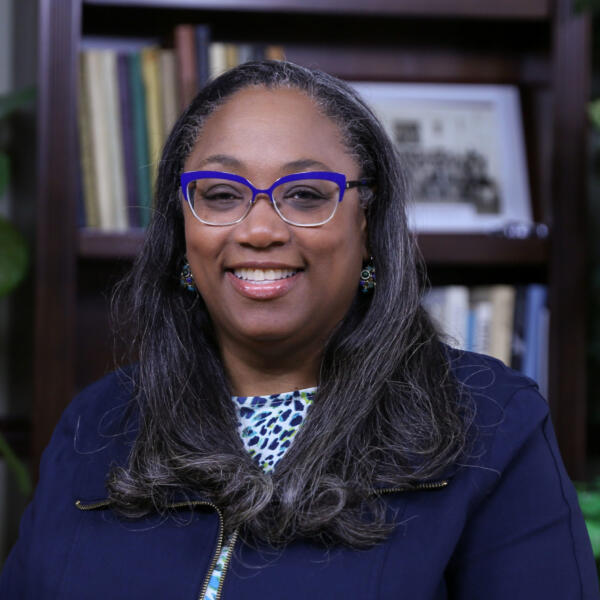 Headshot of Traci Griffith