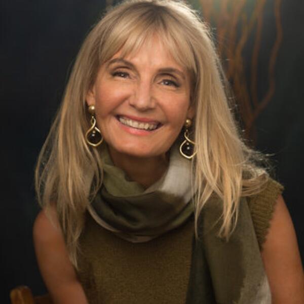 Headshot of Juliet Faithfull