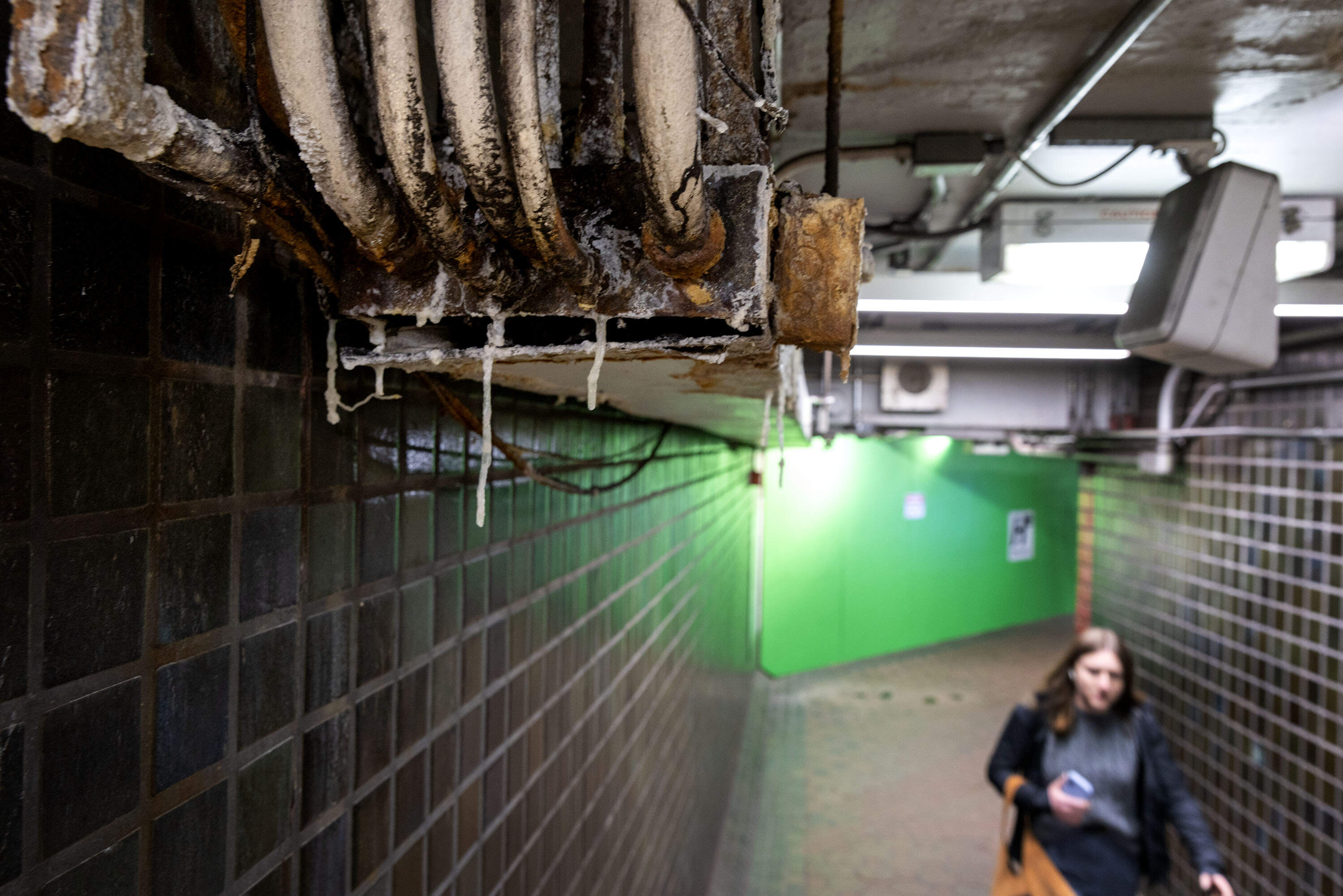 Some duct work at the MBTA's Park Street Station appears in need of refurbishment. (Robin Lubbock/WBUR)