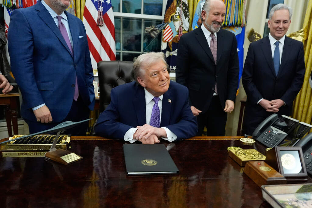 Inside Trump's self-dealing presidency